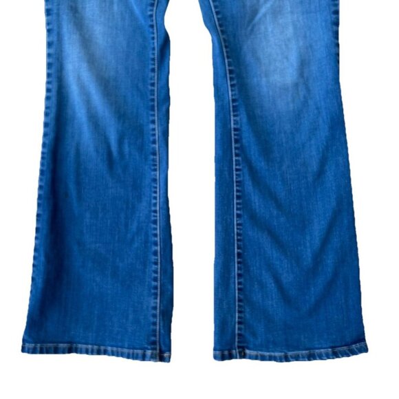 Levi's 515 Boot Cut Blue Denim Jeans Women’s Size 12 Mid-Rise Zipper Fly Stretch - Picture 3 of 8